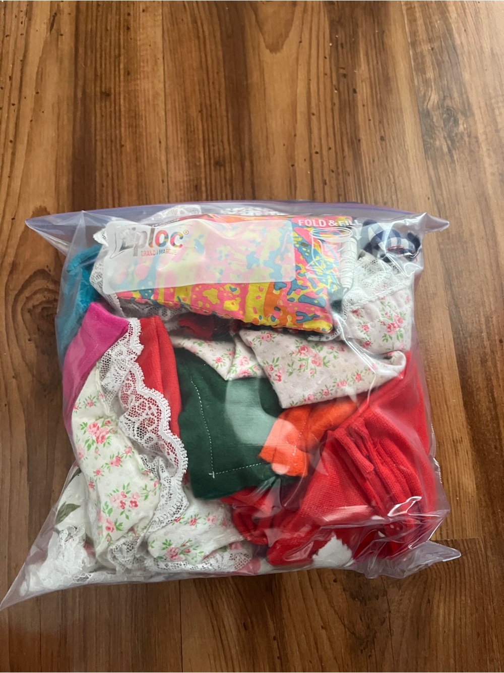 Barbie Assorted Doll Sheets Bedding Blankets Pack in Pink Red Green Orange White